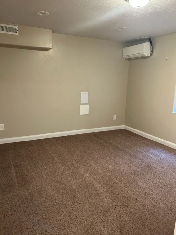 320 E 2100 North Cir #B - Photo 5 of 6