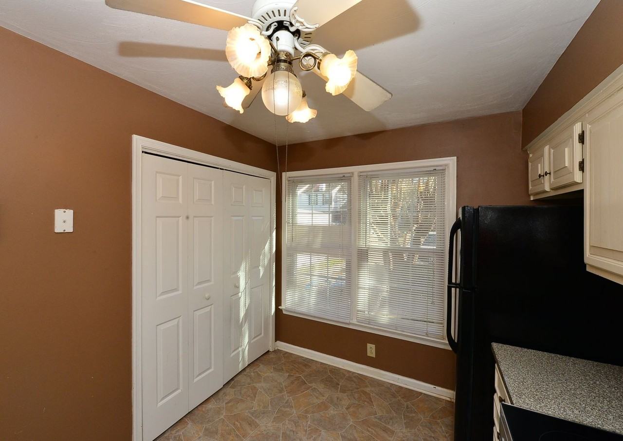 3238 Rosegate Ct - Photo 3 of 18