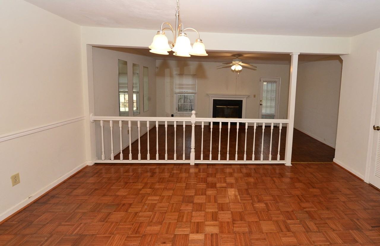 3238 Rosegate Ct - Photo 6 of 18