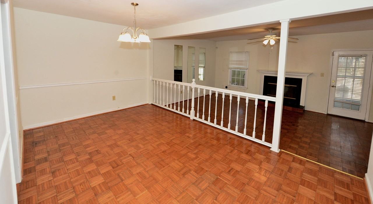 3238 Rosegate Ct - Photo 7 of 18