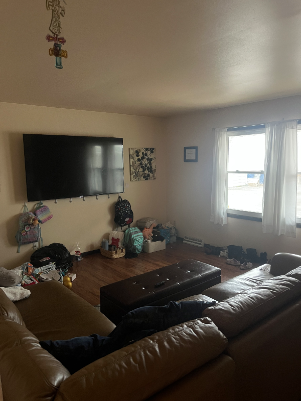 8100 W Howard Ave - Photo 3 of 14