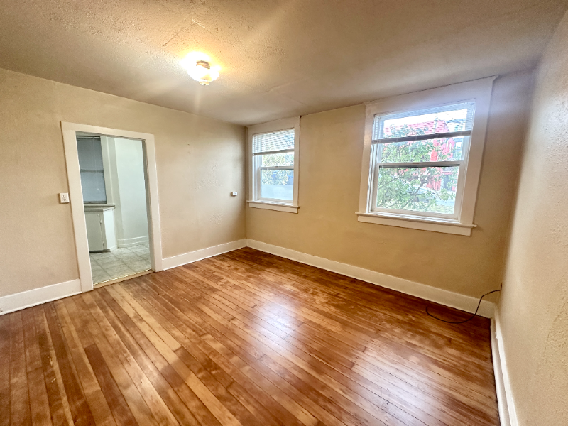 816 S 8th St #B1 - Photo 4 of 19