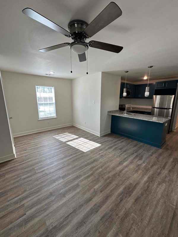 802 N Chester St #B - Photo 4 of 8