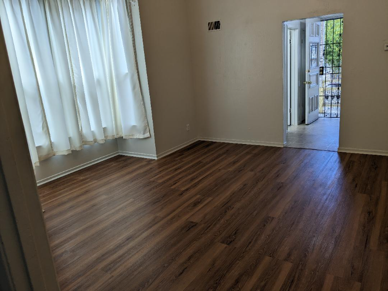 1416 Magnolia St - Photo 3 of 9