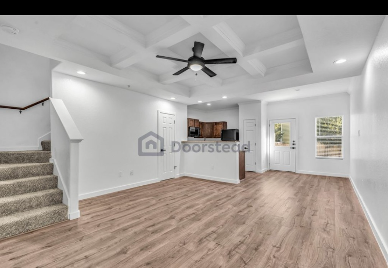 5110 Flipper Dr - Photo 3 of 17