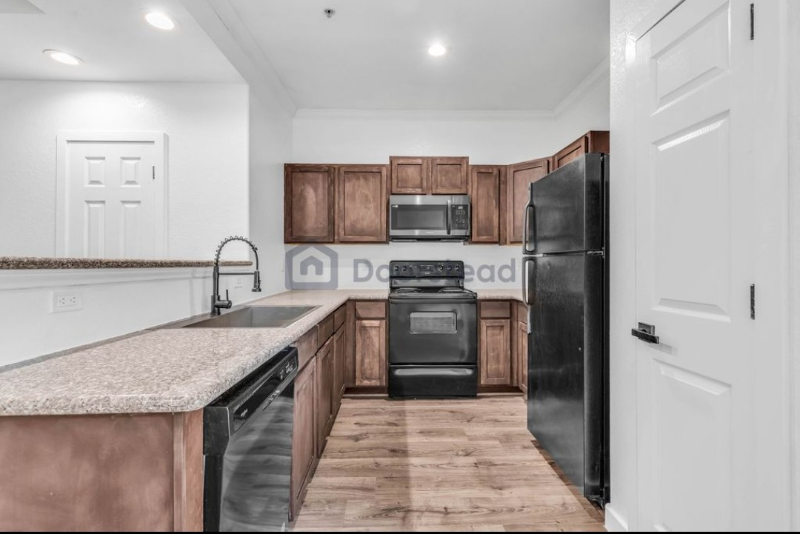 5110 Flipper Dr - Photo 5 of 17