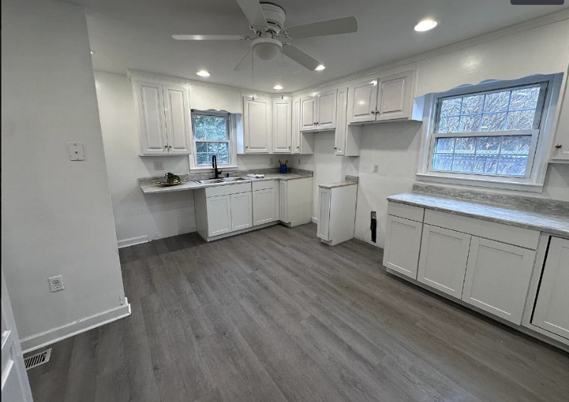 1013 South Ave - Photo 2 of 14