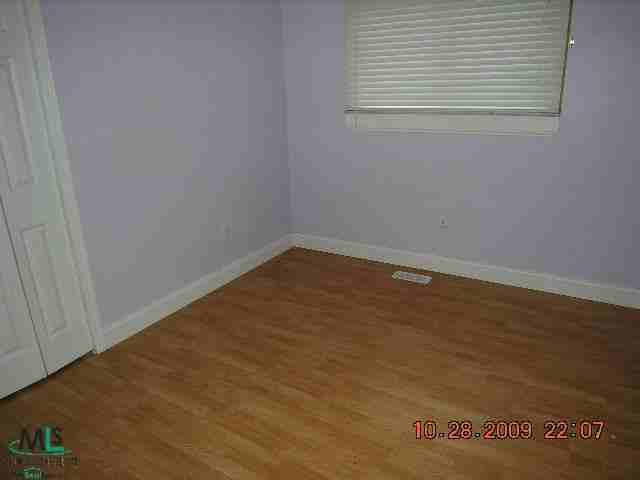 16621 Wilson Ave - Photo 3 of 8