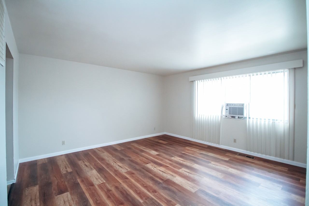 4825 Hill Ave #33 - Photo 3 of 15