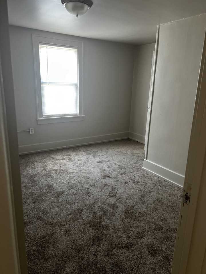 25 Knox St #NA - Photo 3 of 13