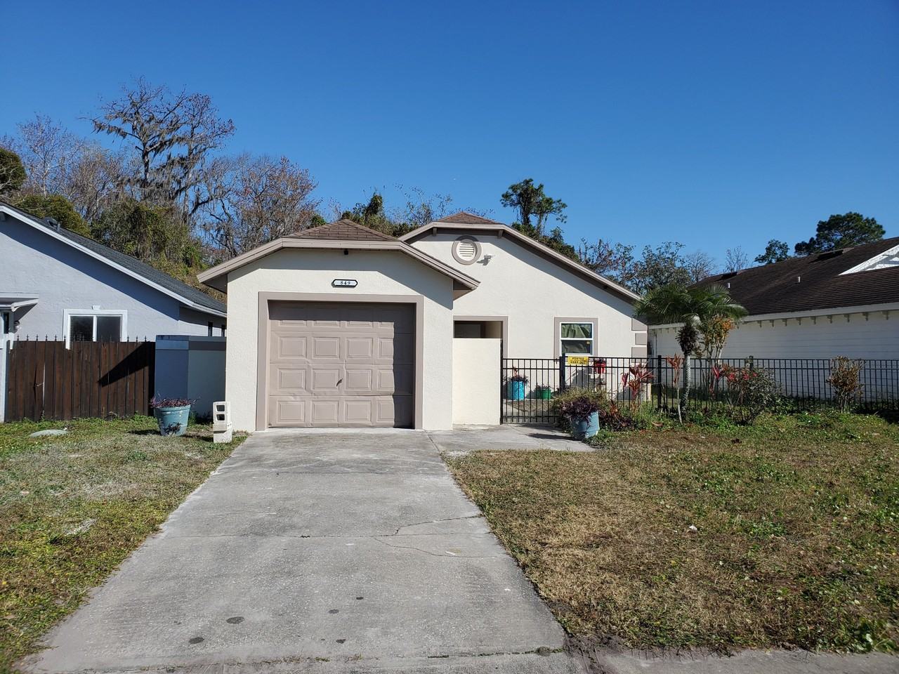 Grenadier Dr - Photo 3 of 28