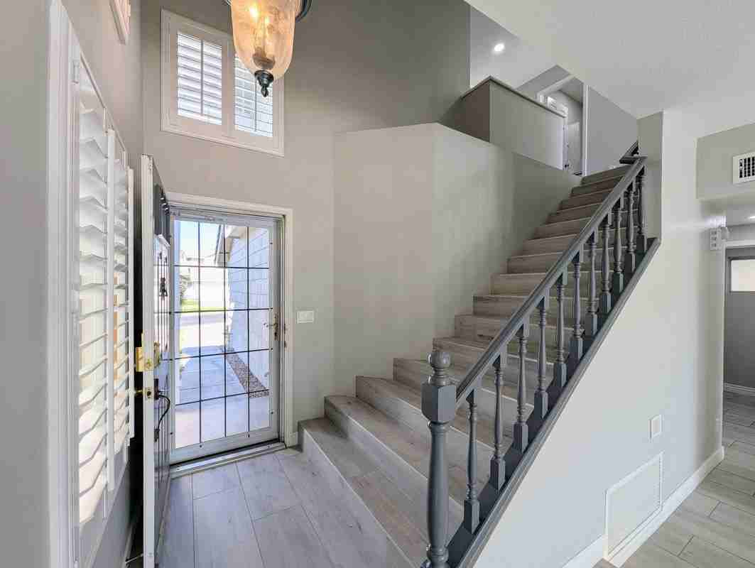 1337 W Windrift Way - Photo 2 of 25
