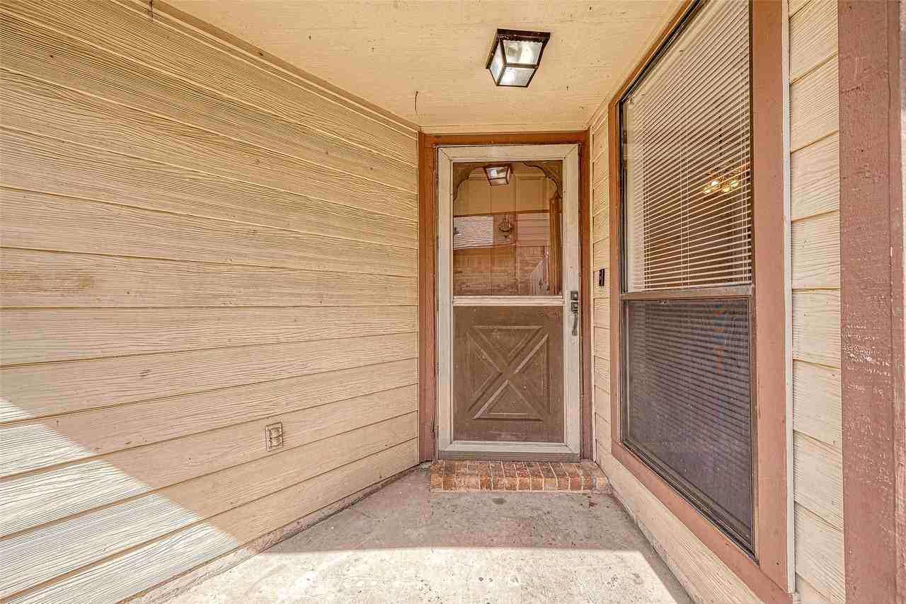 13559 Blue Marlin Ln - Photo 6 of 43