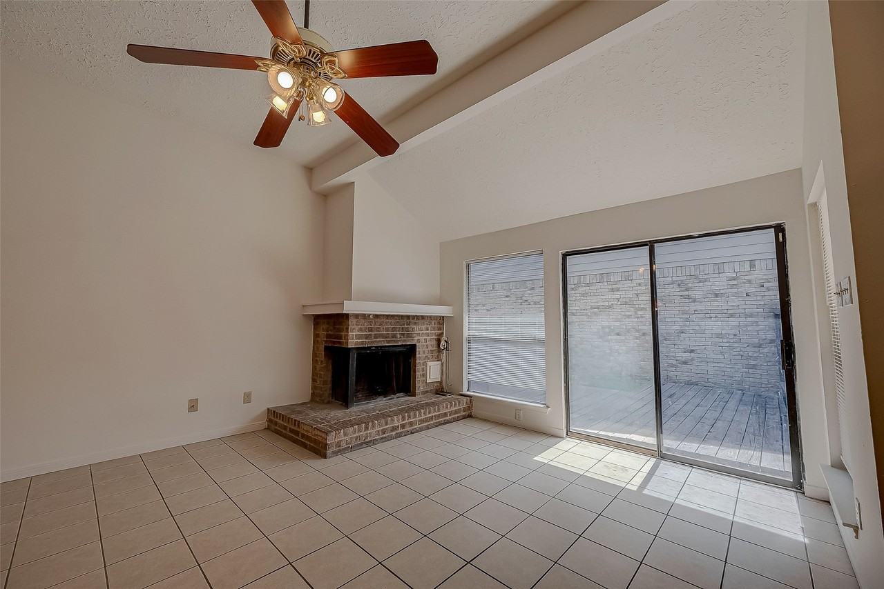 13559 Blue Marlin Ln - Photo 7 of 43