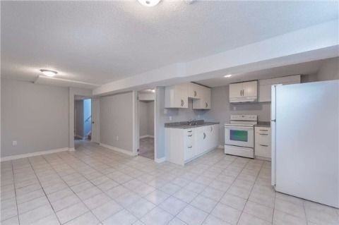 16 Redpath Rd - Photo 2 of 11