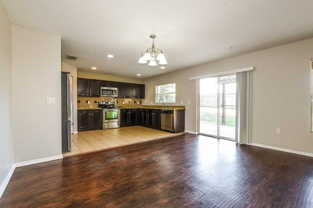 2050 Wavy Leaf Ct - Photo 6 of 16