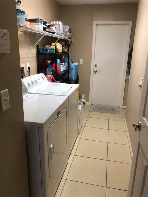 4703 Northwest 75th Place - Photo 3 of 10