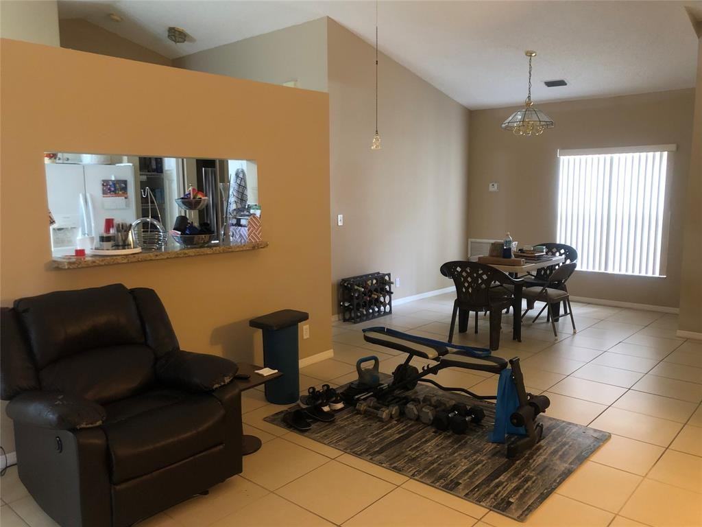 4703 Northwest 75th Place - Photo 4 of 10