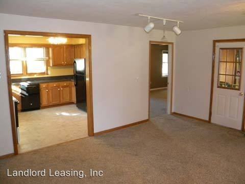 7930 Quarry Rd - Photo 3 of 12