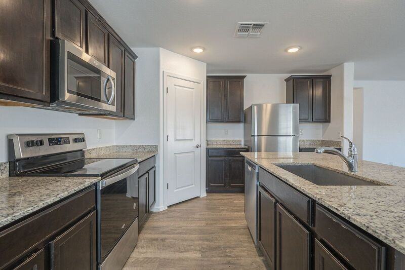 1536 E Demain Dr - Photo 7 of 40