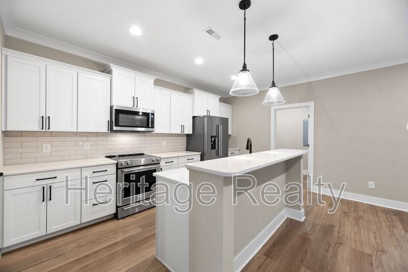 7226 Sassafras Way - Photo 6 of 21