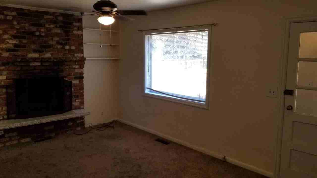 554 Ne Irving Ave - Photo 7 of 24