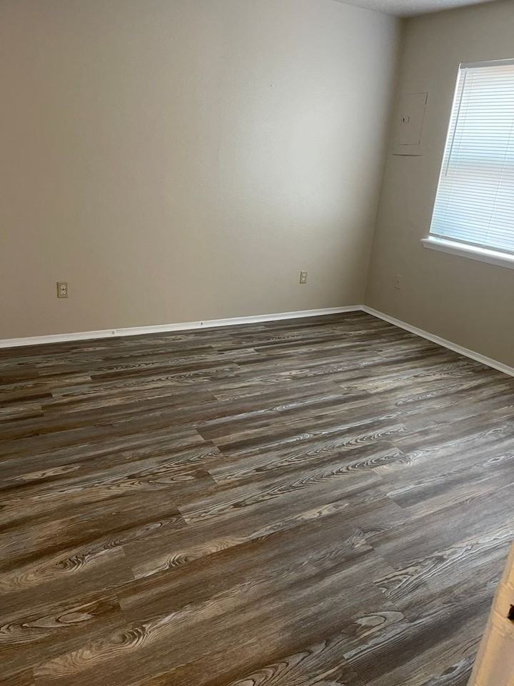 613 W Calle Sur St - Photo 6 of 16