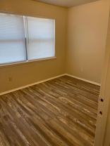 613 W Calle Sur St - Photo 1 of 1