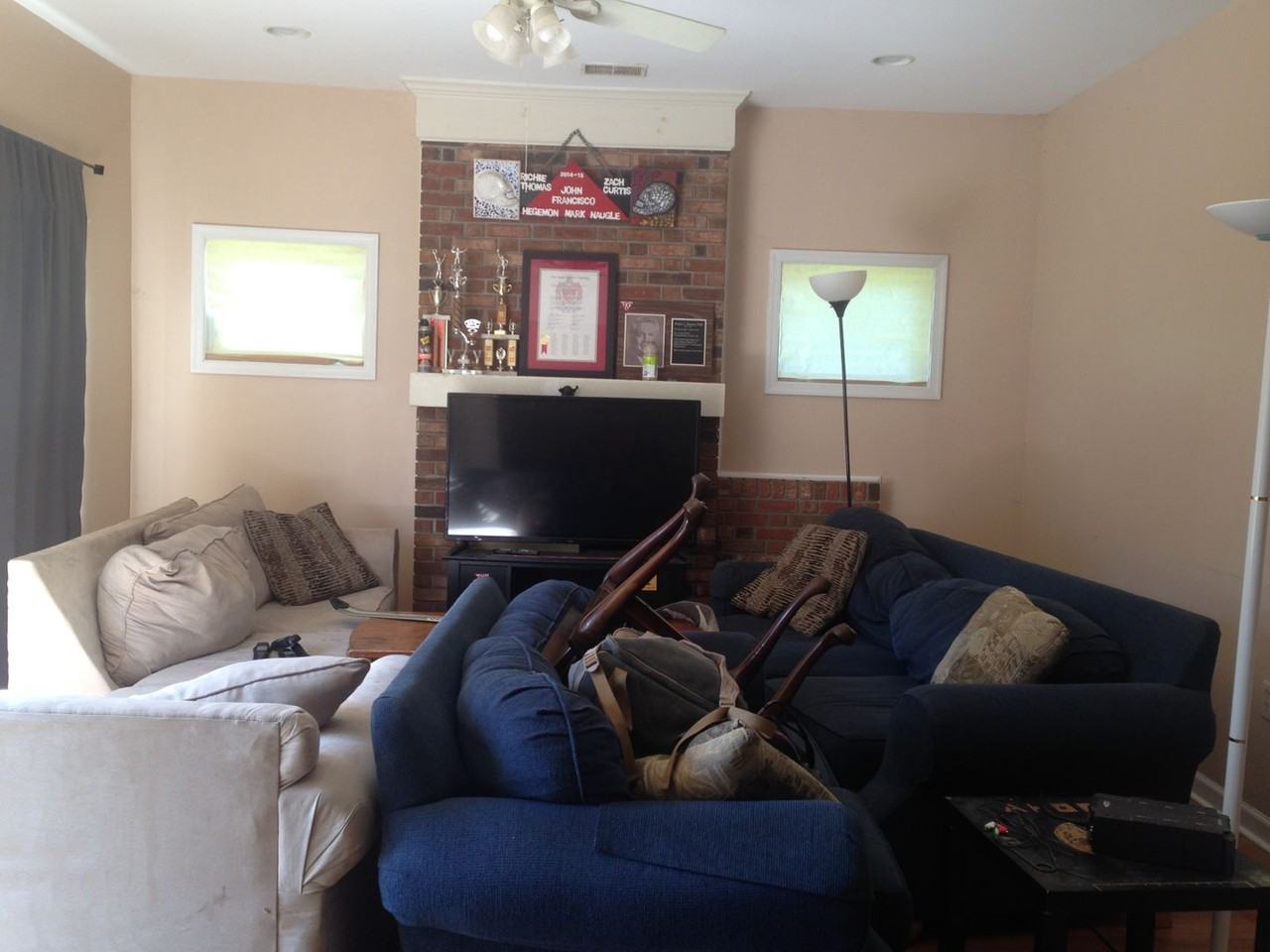 130 Hawthorne Ave - Photo 5 of 12