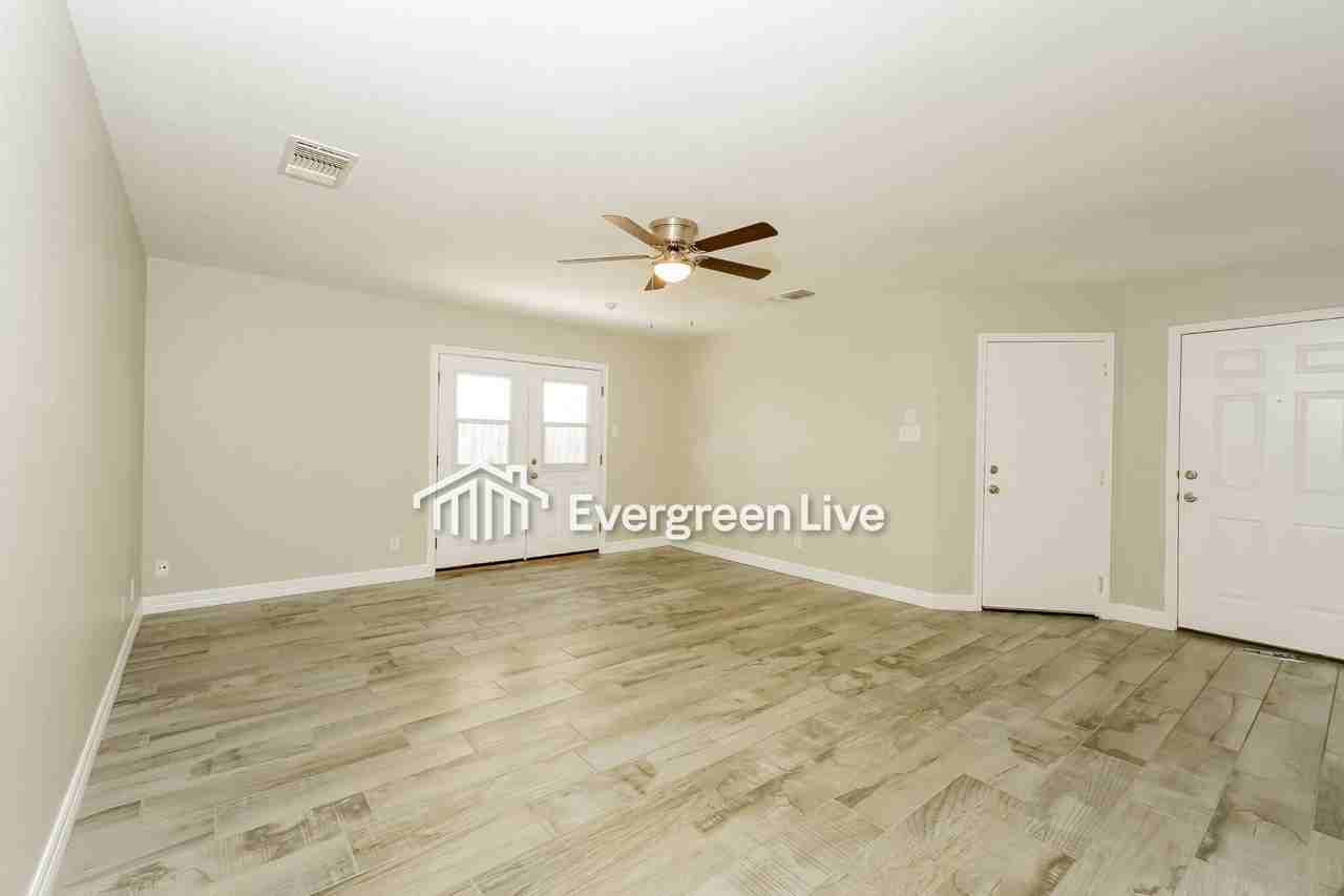 8907 Dakota Run - Photo 5 of 12