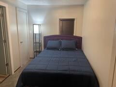 1428 E Jefferson St - Photo 2 of 3