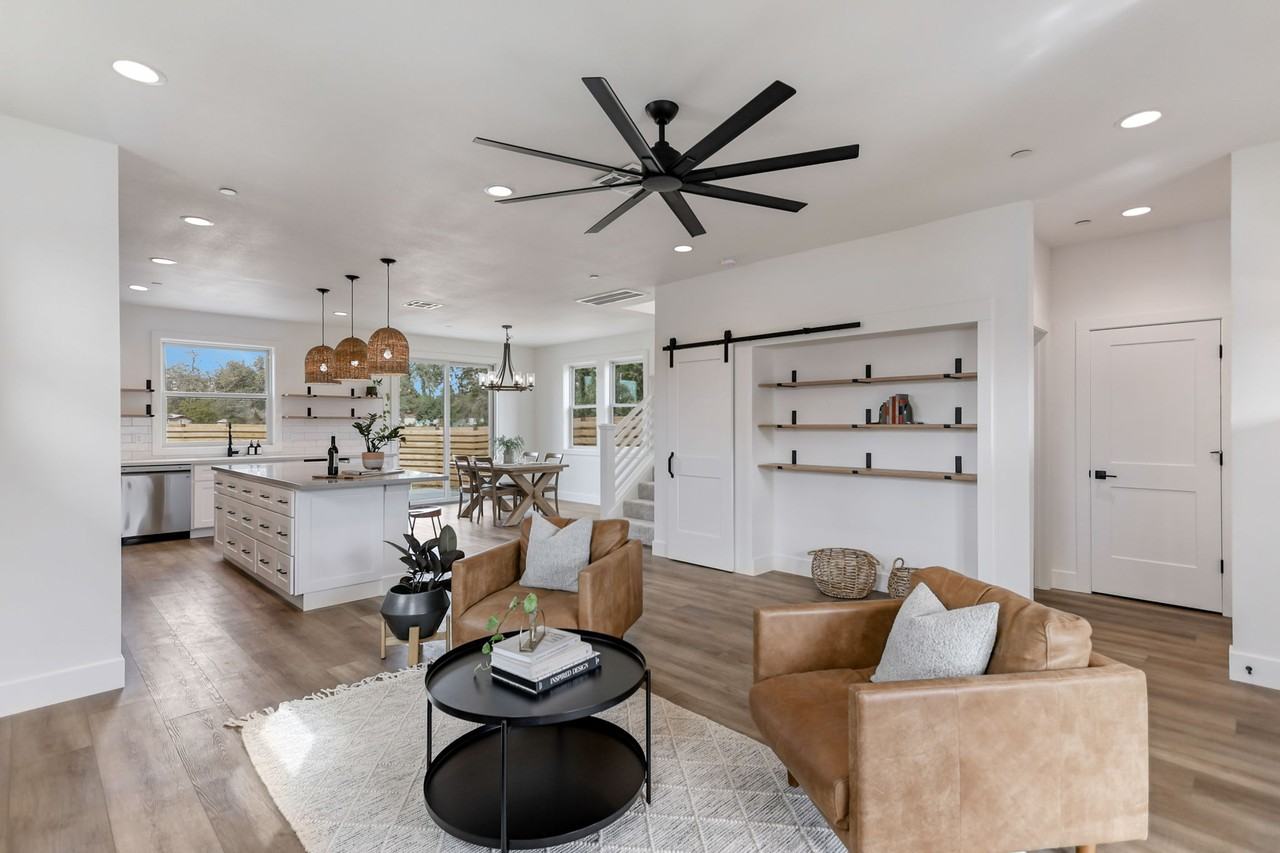 2498 Neighborly Way #NA - Photo 2 of 30
