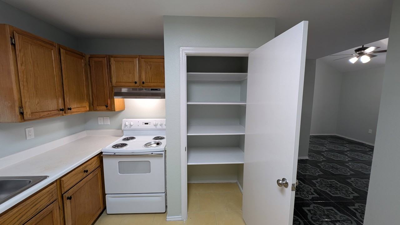 1001 Market Street #4 - Photo 3 of 17