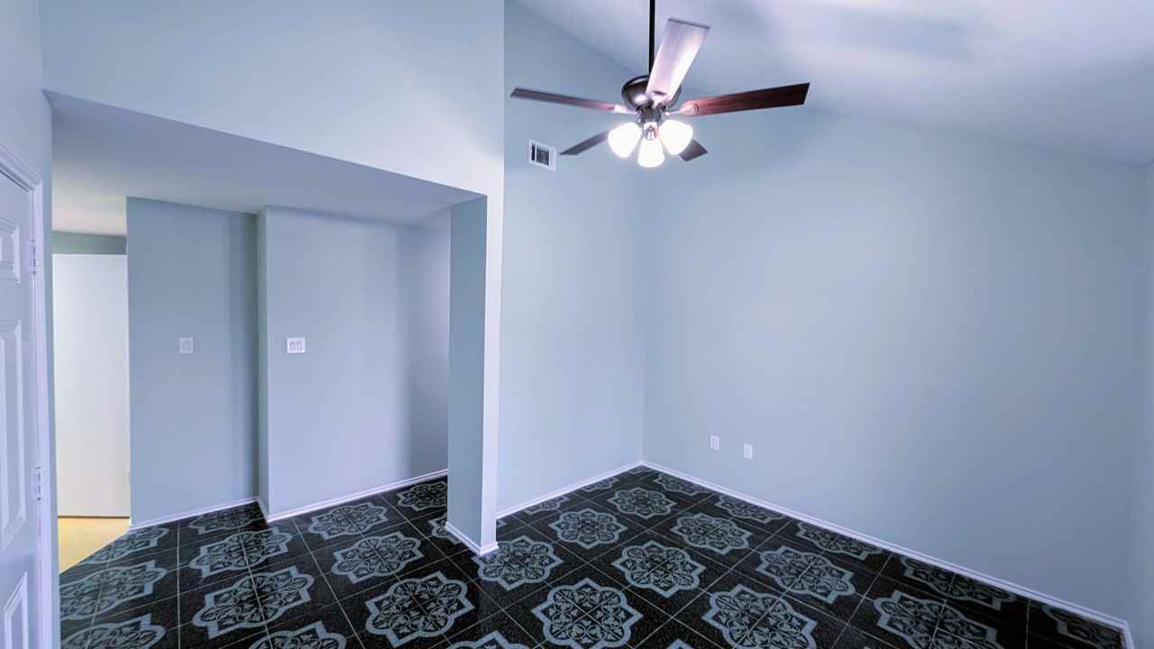 1001 Market Street #4 - Photo 6 of 17