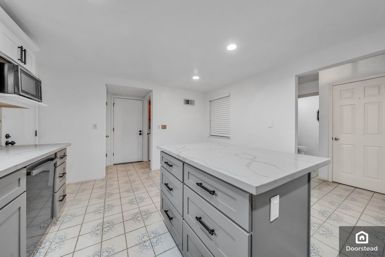 39395 Zacate Ave #NA - Photo 3 of 39