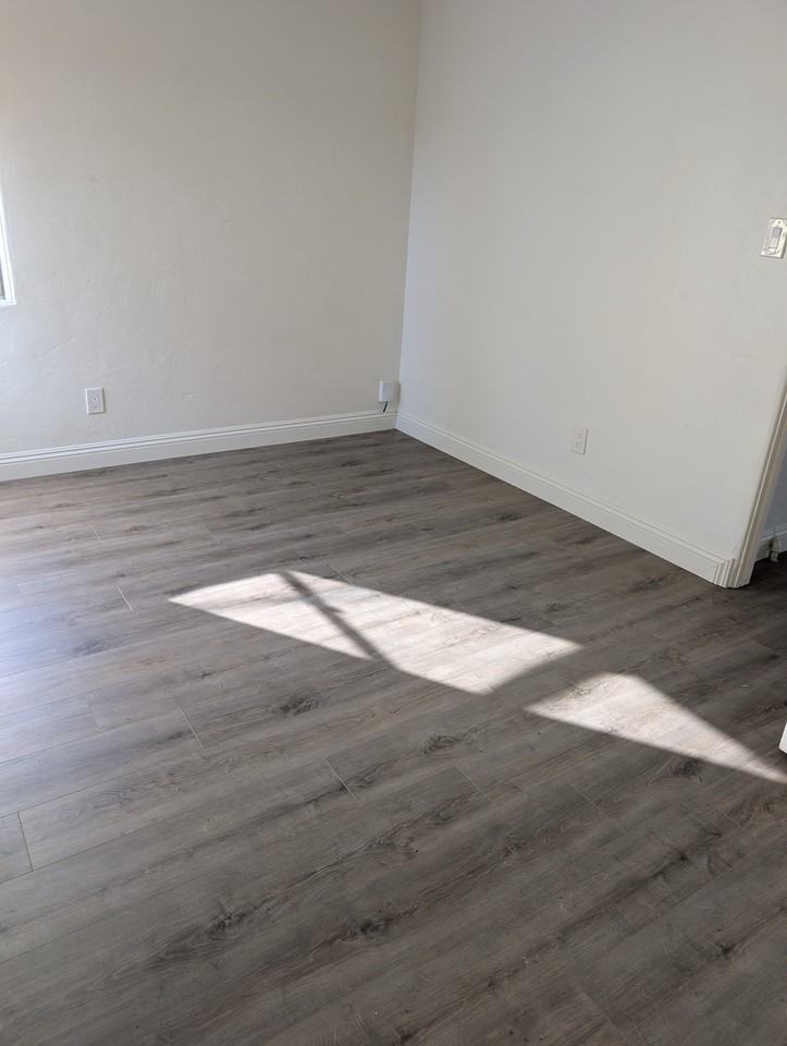 4532 4th St #NA - Photo 5 of 9