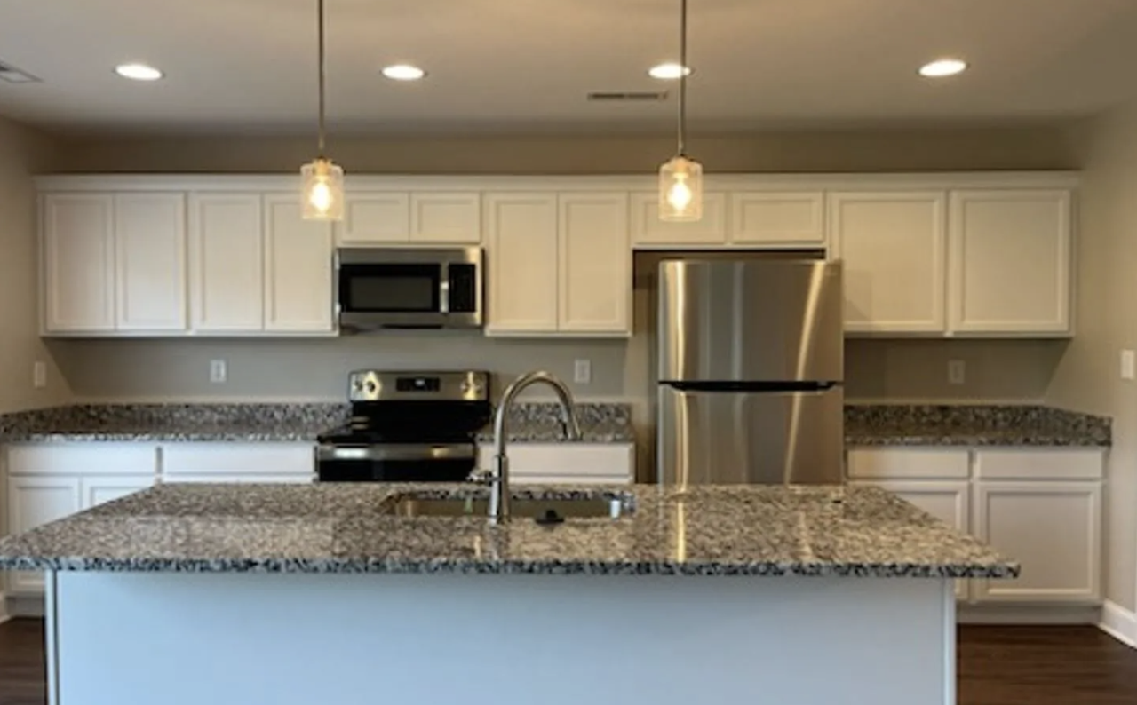 850 Sweetfern Ln - Photo 2 of 14