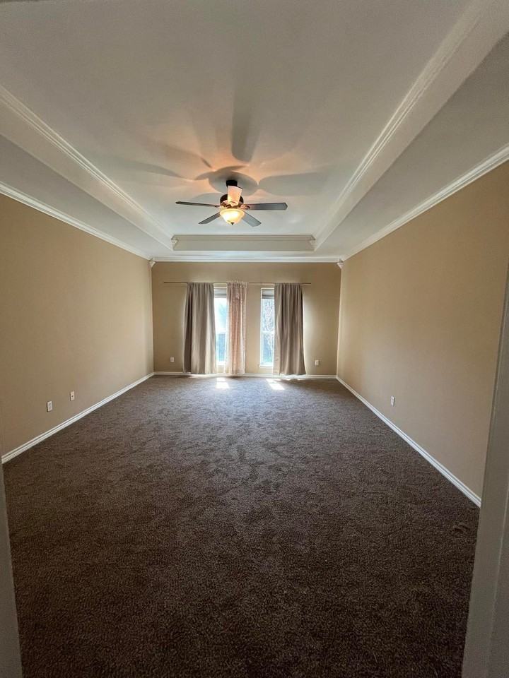 6733 Wall St #NA - Photo 7 of 24