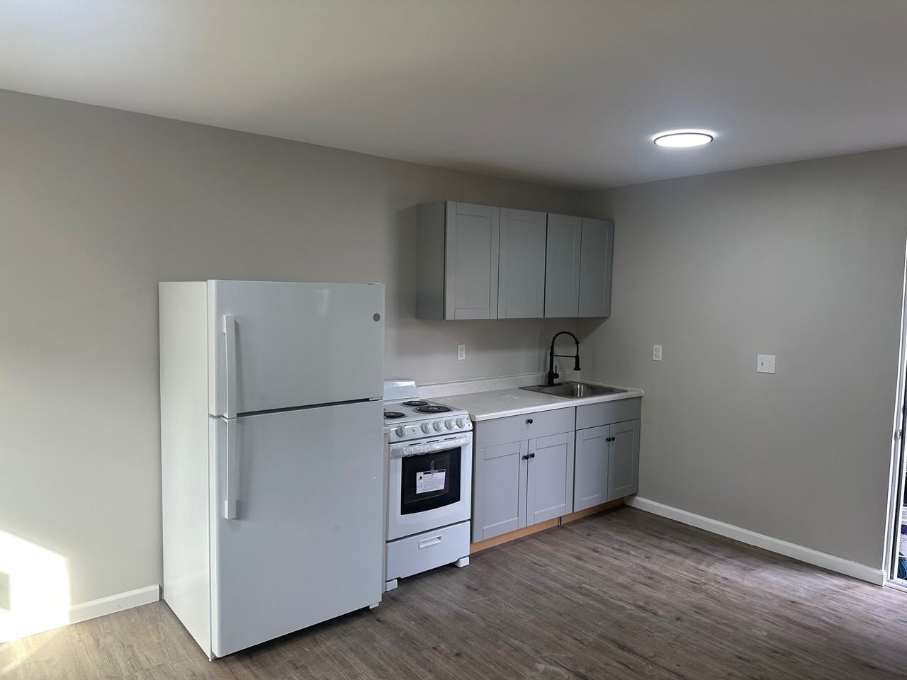 4475 Polk Ave - Photo 7 of 10