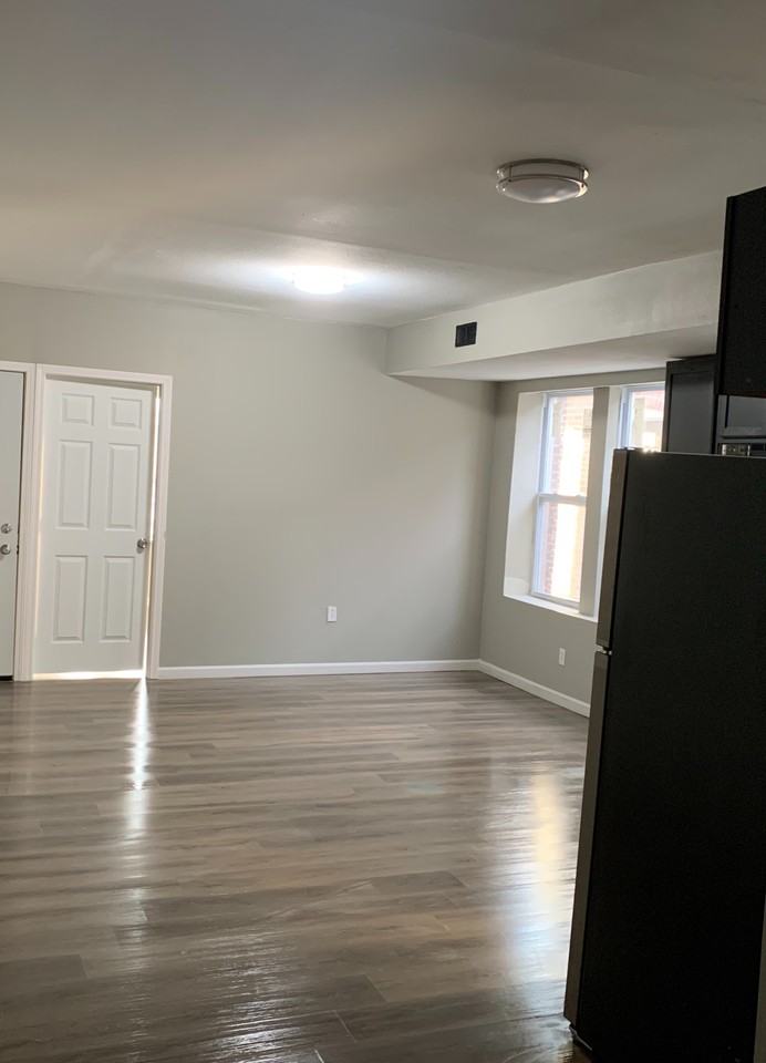5153 Lexington Ave #1W - Photo 2 of 12