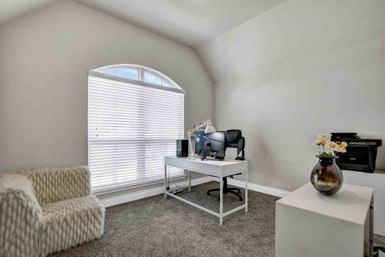 1160 Nutmeg Trl #NA - Photo 3 of 18