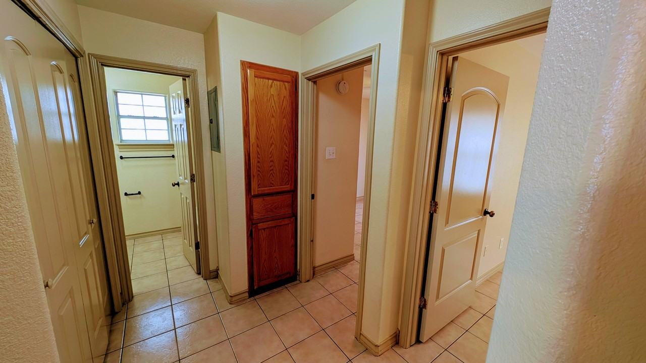 1708 Chacon St #4 - Photo 3 of 14