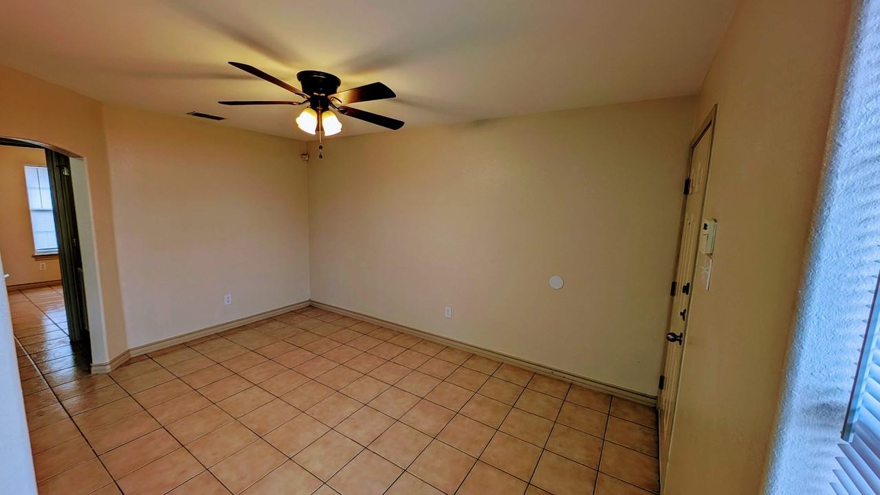 1708 Chacon St #4 - Photo 4 of 14