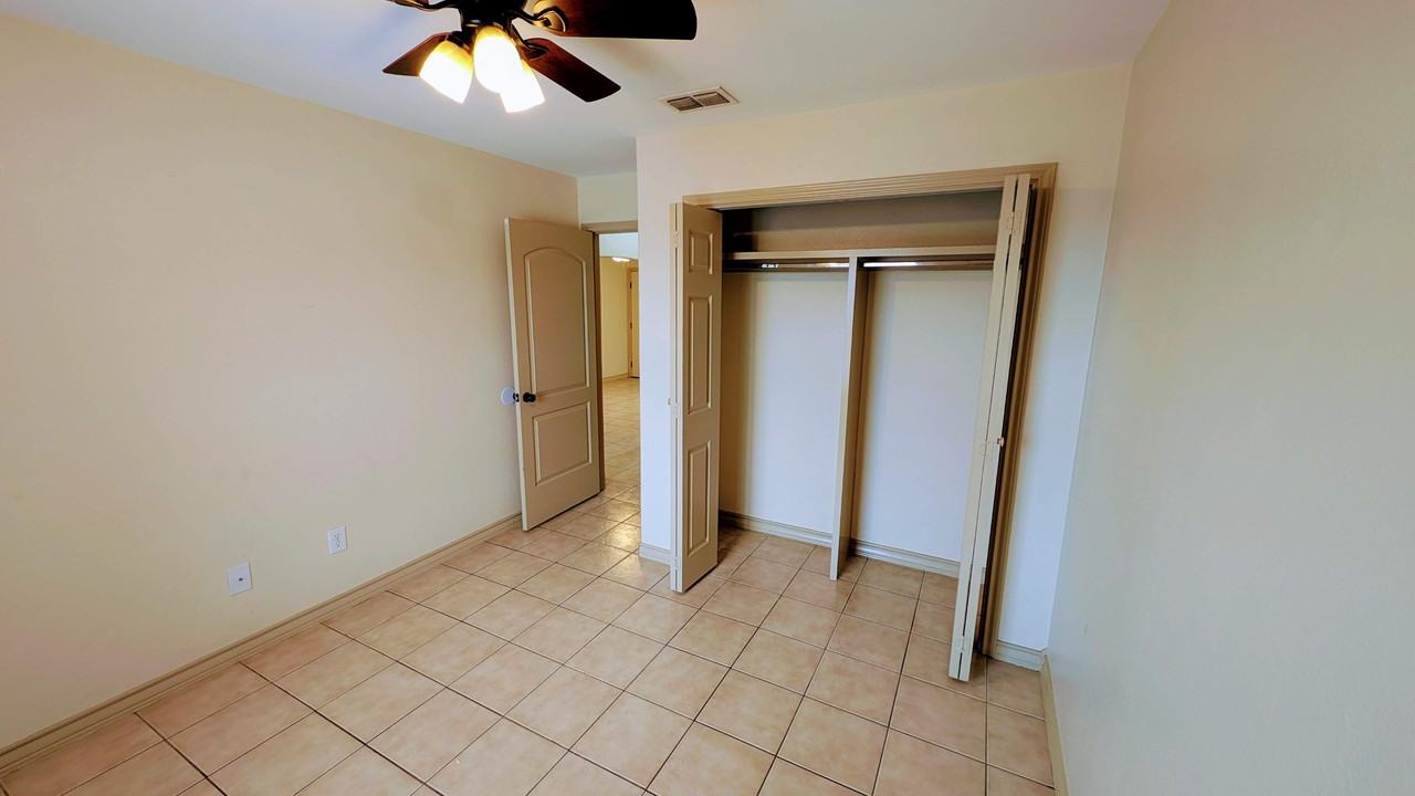 1708 Chacon St #4 - Photo 7 of 14