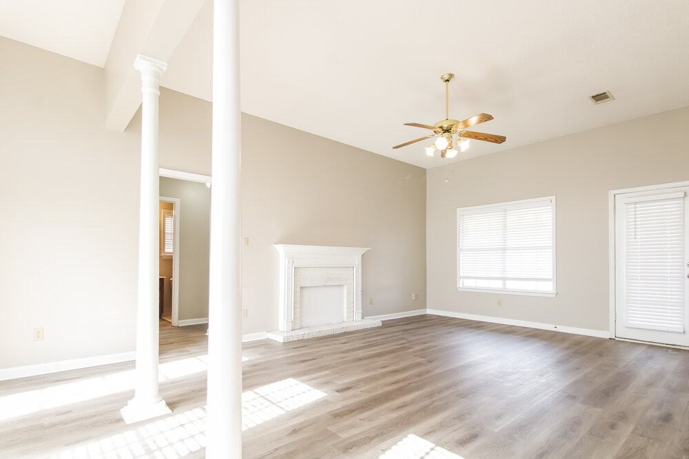 9708 Swingbridge Cv W - Photo 3 of 16