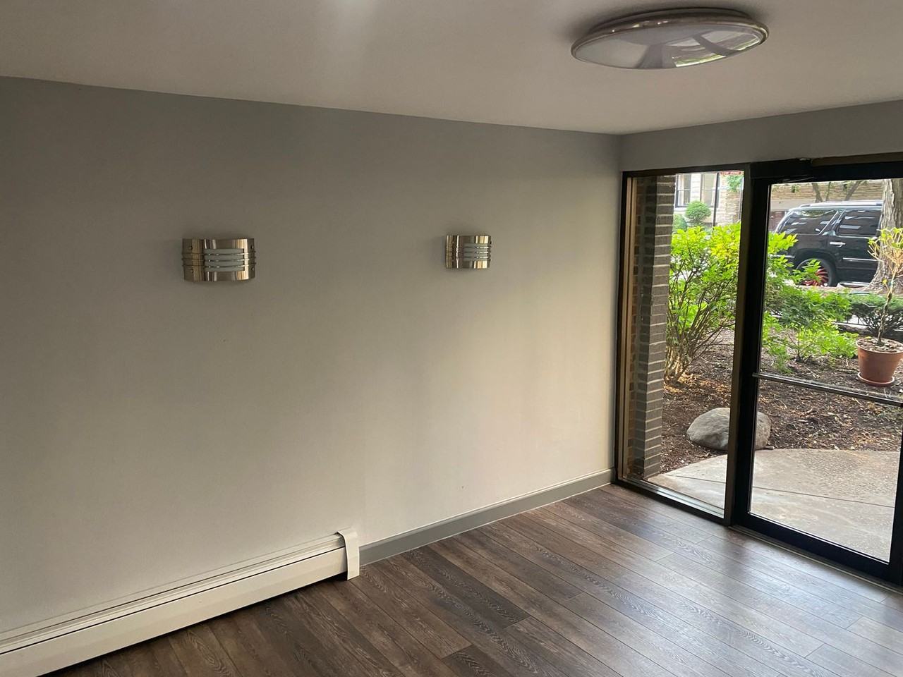 Lakeview Living! - Photo 4 of 21