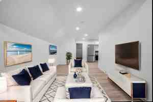 featured image of 526 W Munson St