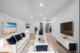 526 W Munson - Photo 1 of 1