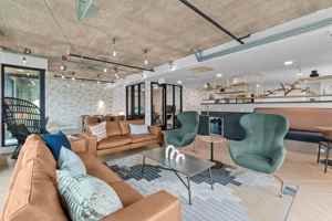 featured image of 616 Main St