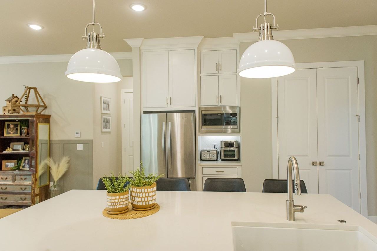 6802 Summer Hill Cv - Photo 2 of 16
